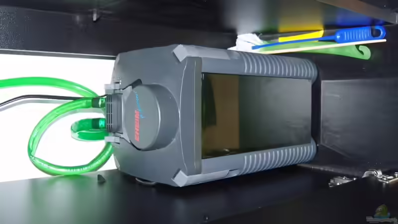 Technik im Aquarium Becken 9947 von Benjamin Heinemeyer (5)