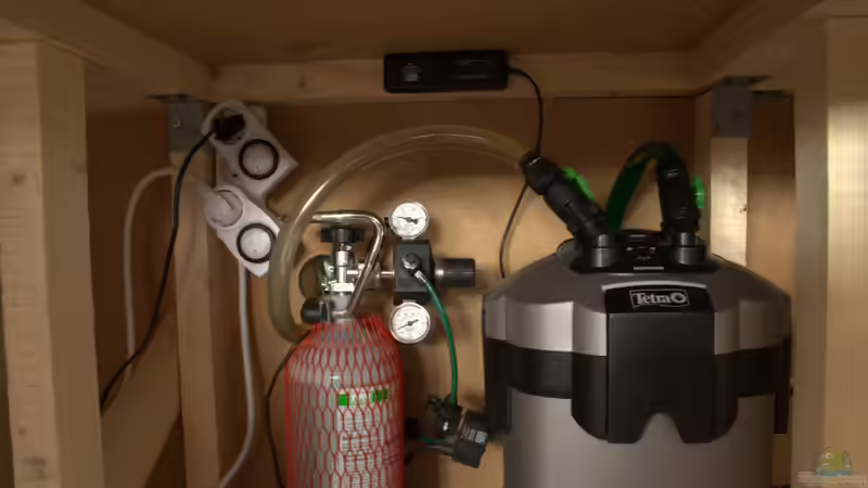 Technik im Aquarium Das Flagschiff von schnapper (26)