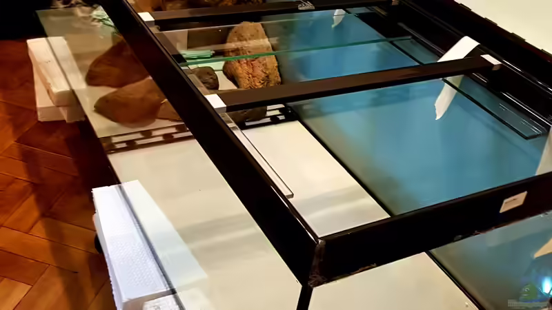 Technik im Aquarium Deep Blue Malawi von Limited (16)