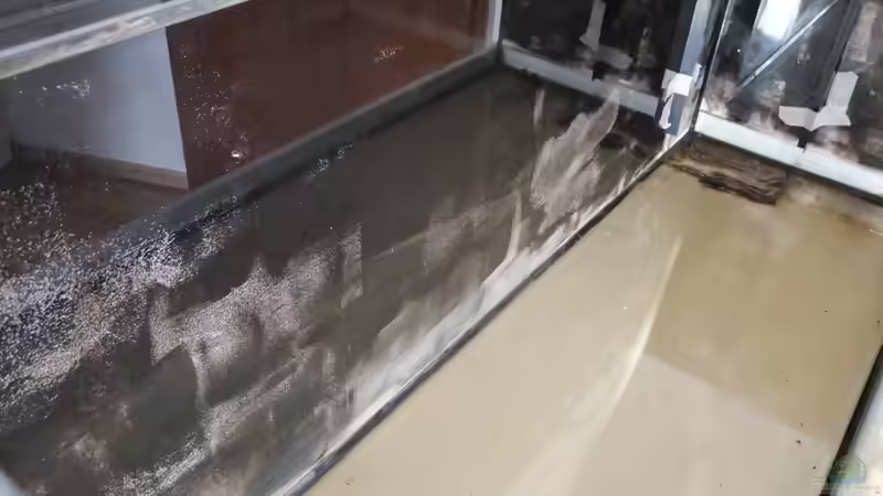 Technik im Aquarium Dunkles Amazonasdikicht von ManiacXL (15)