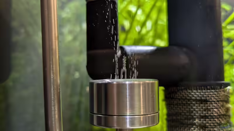 Technik im Aquarium Feuerinsel von der Loucy (17)