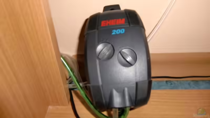 Technik im Aquarium Juwel Vision 450 von EcoSyS (15)