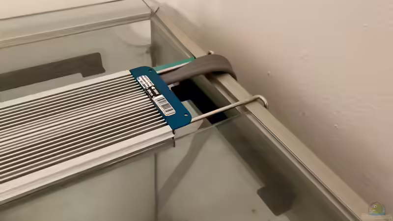 Technik im Aquarium Mein schönes Afrika - Becken 37107 von Helga Kury (9)