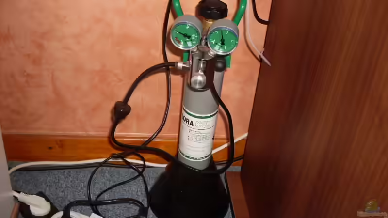 Technik im Aquarium Rio 400 von AQ Nano (15)