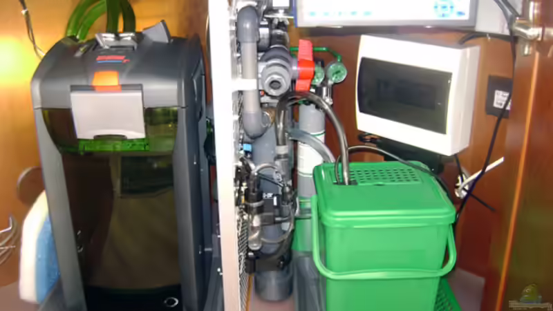 Technik im Unterschrank fertiggestellt von rane (10)