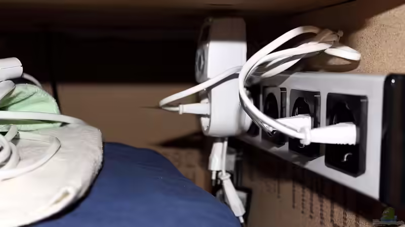 Technik im Unterschrank von Micha (16)