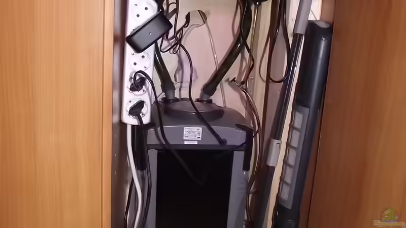 Technik-Schrank mit Luftpumpe von Detlef Peter (27)