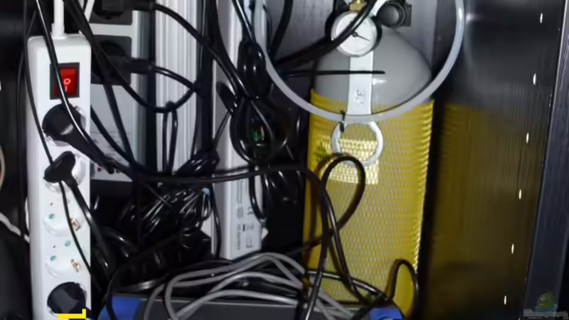 Technikraum mit neuer Co2-Anlage von Günther Kröger (36)