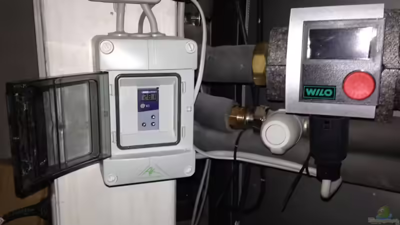 Thermostat, Absperrventil und Pumpe von Tooooni (22)