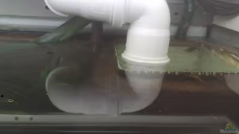 überlauf becken mit absaugrohr von Markus Huber (25)