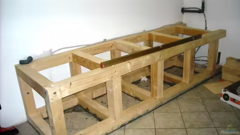 Unterbau aus 10x10 cm Staffeln von Herbert (2)