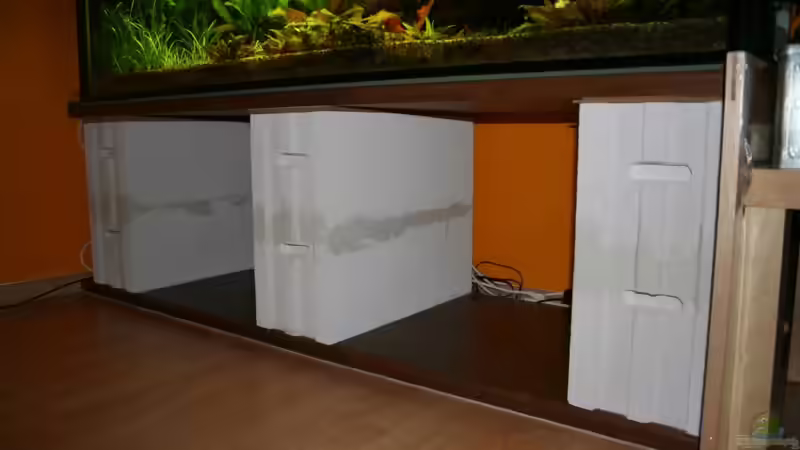 Unterbau aus Porenbeton und Arbeitsplatten von Minzi (5)