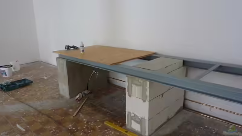 Unterbau aus Ytong, Stahlträgern und OSB-Platten von aquazonica (3)