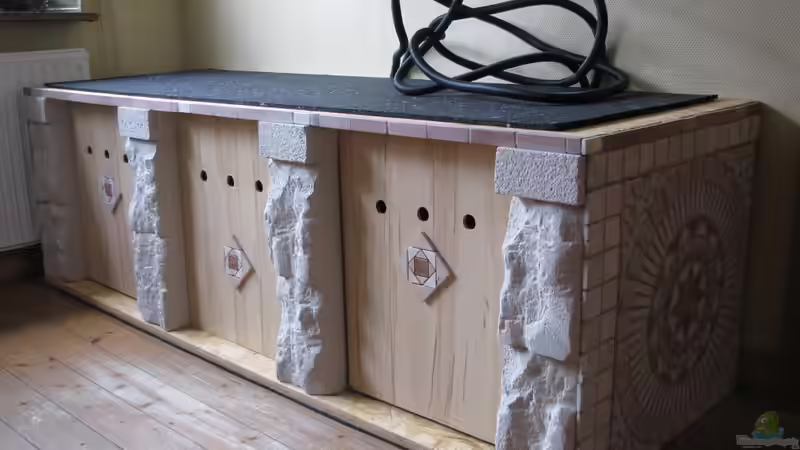 Unterbau mit Türen von Sado-Uwe (14)