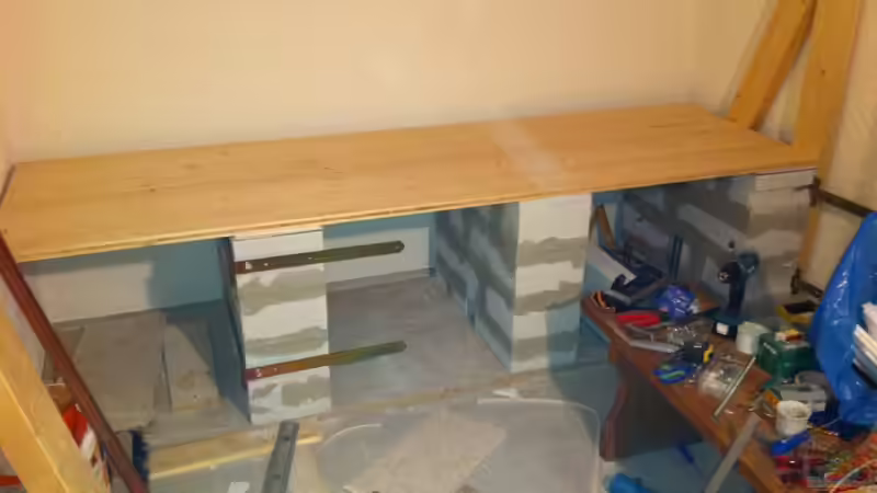 Untergestell mit Holzplatte von matthiasm (7)