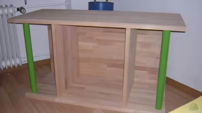 Unterschrank, noch nicht verschraubt und nicht versiegelt von Markus M. (8)