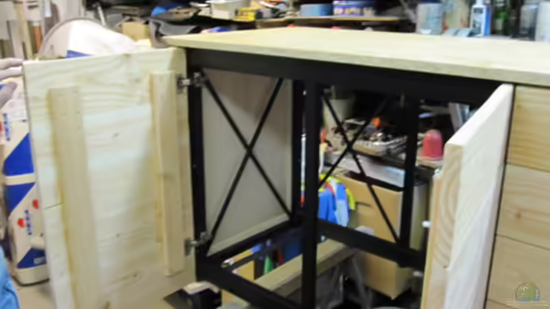 Unterschrank, zusammengesetzt von Booth (5)