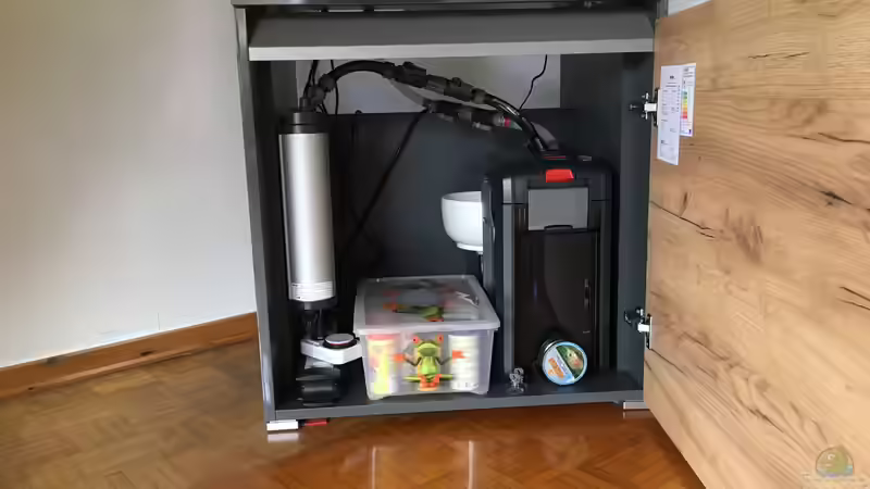 Unterschrank Innenleben  von Ottche (30)