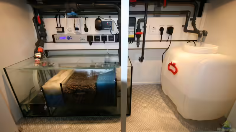 Unterschrank mit Technik von Manfred B. (10)