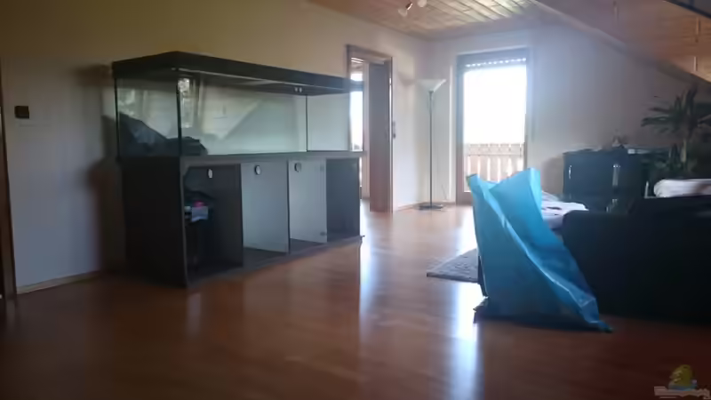 Unterschrank und Becken sind heil im 1.Stock angekommen von Tobias Summerer (4)