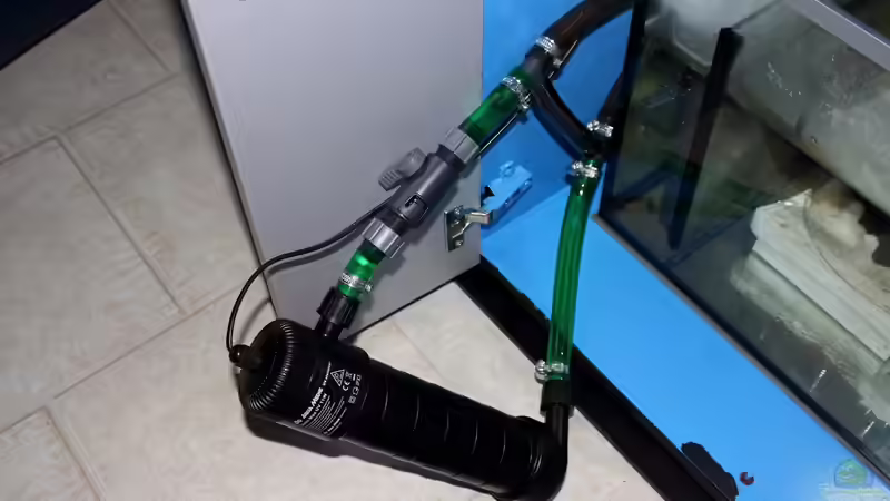 UV Klärer Aqua Medic Helix Max 11Watt mit Bypassfunktion von Micha (40)