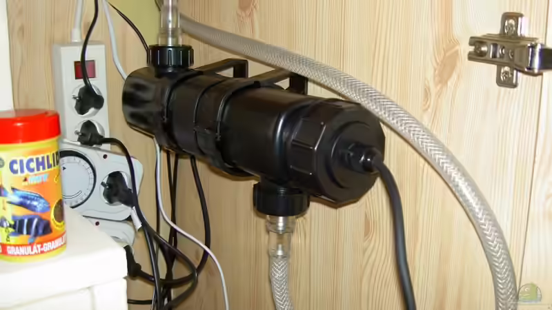 UV lamp atman 11 W von Martin Vajs (6)