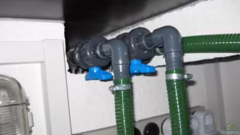 Verrohrung und Durchlaufregulierung zum Filterbecken von Oeli (16)