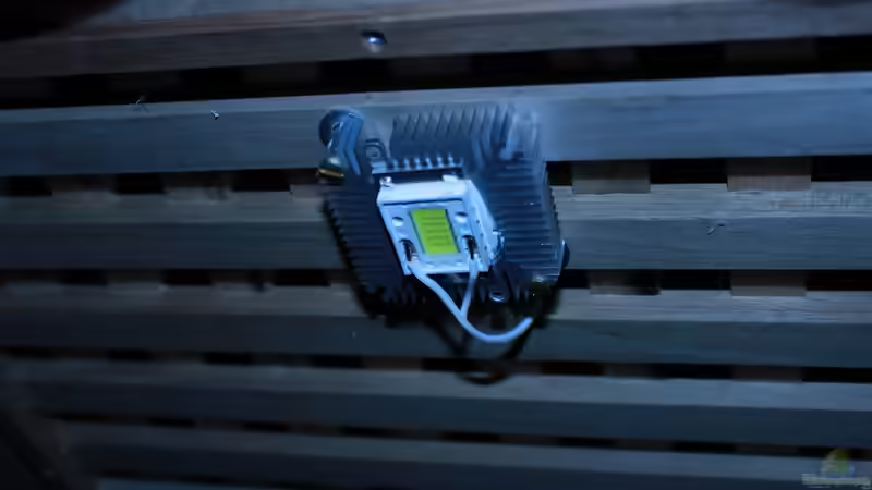 Versuchsaufbau mit aktiven Kühlkörpern (viel zu laut...) von kon_nichiwa (3)