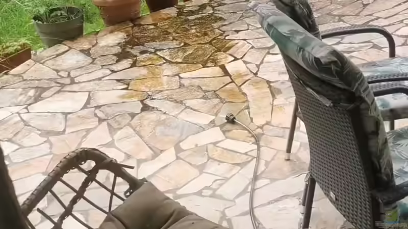 Wechselwasser läuft in den Garten  von Stevo069 (4)