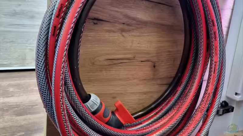 Zubehör für jedes Aquarium: Der Schlauch