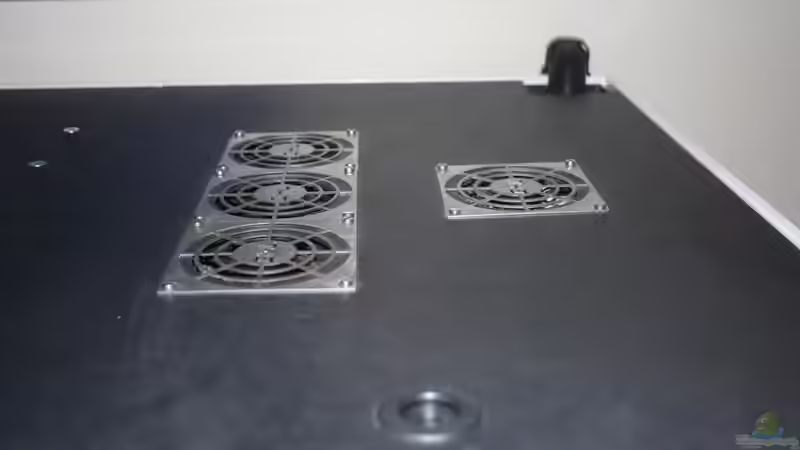 Zusätzlicher Lüfter im Dauerbetrieb um die Feuchtigkeit zu reduzieren von skipper1202 (27)