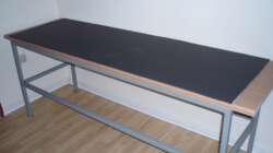 30mm Arbeitsplatte mit Sichertsunterlage