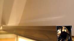 Geschlossener Selbstbau-HCI-Leuchtbalken mit temperaturgesteuerter Lüftung