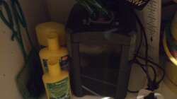 Mein Filter (steht unten im Schrank)