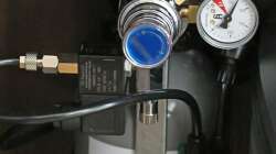 Co2 Anlage (2kg-Flasche) mit Blasenzähler und Magnetventil