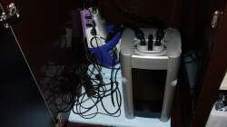 Technik im Aquarium Diskusbecken