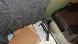 2015-05-26 Unten rechts wurde mit Resten der Rückwand eine Höhle geklebt...