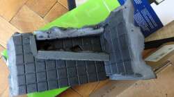 2015-06-25 Die zweite Terrassenebene bekommt auch eine Höhle verpasst, mit 3 verschiedenen