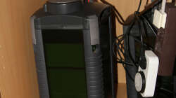 Eheim Pro II, Beleuchtung und rechts im Eck noch eine Ersatz Eheim Pro II