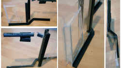 Beginn des Rückwandbaus (Acrylglas, Profilleisten) Foto Mitte zeigt die Zuauföffnung