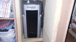 Schall- und Temperaturgedämmter Filterschrank mit Stromverteilung