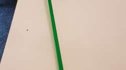 Zur Reinigung.  Röhre + Schlauch. Um nicht immer mit dem Arm im Becken zu panschen