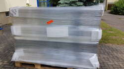 Frisch geliefert und noch verpackt