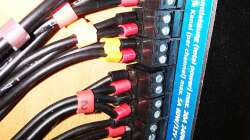 Der Anschluss der SunRiser 8 ist durchaus herausfordernd - eine pfriemelige Arbeit