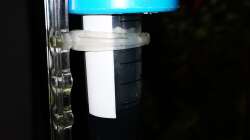 pH-Sonde mit Deckel in CO2-Testflüssigkeit