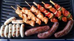 Gas- oder Holzkohlegrill: Was sind die aktuellen Trends?