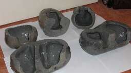 Bau Rückwand und Steine