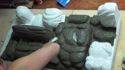 Bau Rückwand und Steine